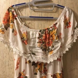Altar’d State summer dress, off the shoulders, Size medium, floral print